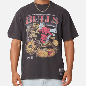 Mitchell & Ness Chicago Bulls Bevel Burst T-Shirt