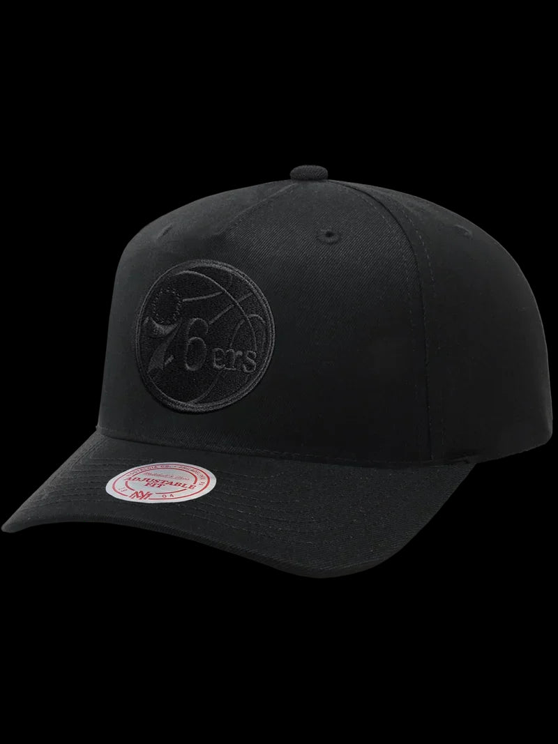 Mitchell & Ness Black Team Logo MVP 76ers Snapback Cap