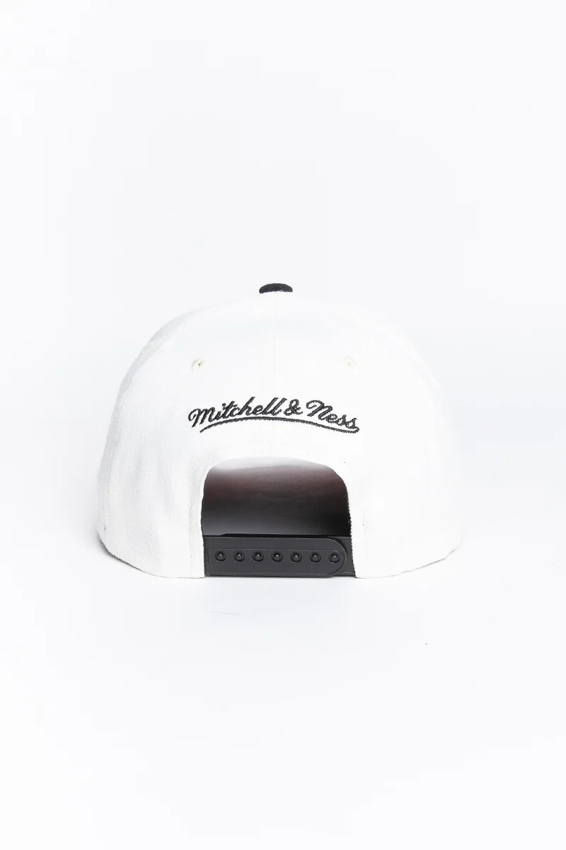 Mitchell & Ness NBA Charlotte Hornets Post Up MVP Snapback Cap