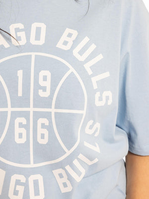 Mitchell & Ness Women's Chicago Bulls Mono Vintage Boxy Tee