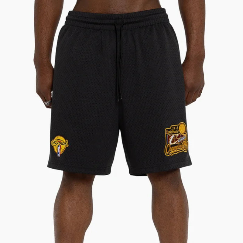 Mitchell & Ness Cleveland Cavaliers Varsity Shorts
