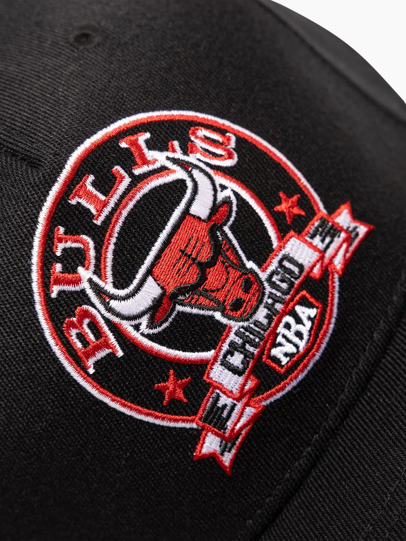 Mitchell & Ness Chicago Bulls Emblem MVP Snapback
