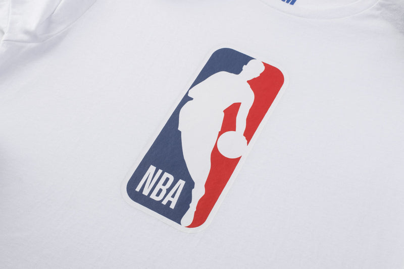 NBA BASICS PRIMARY LOGO T-SHIRT - WHITE