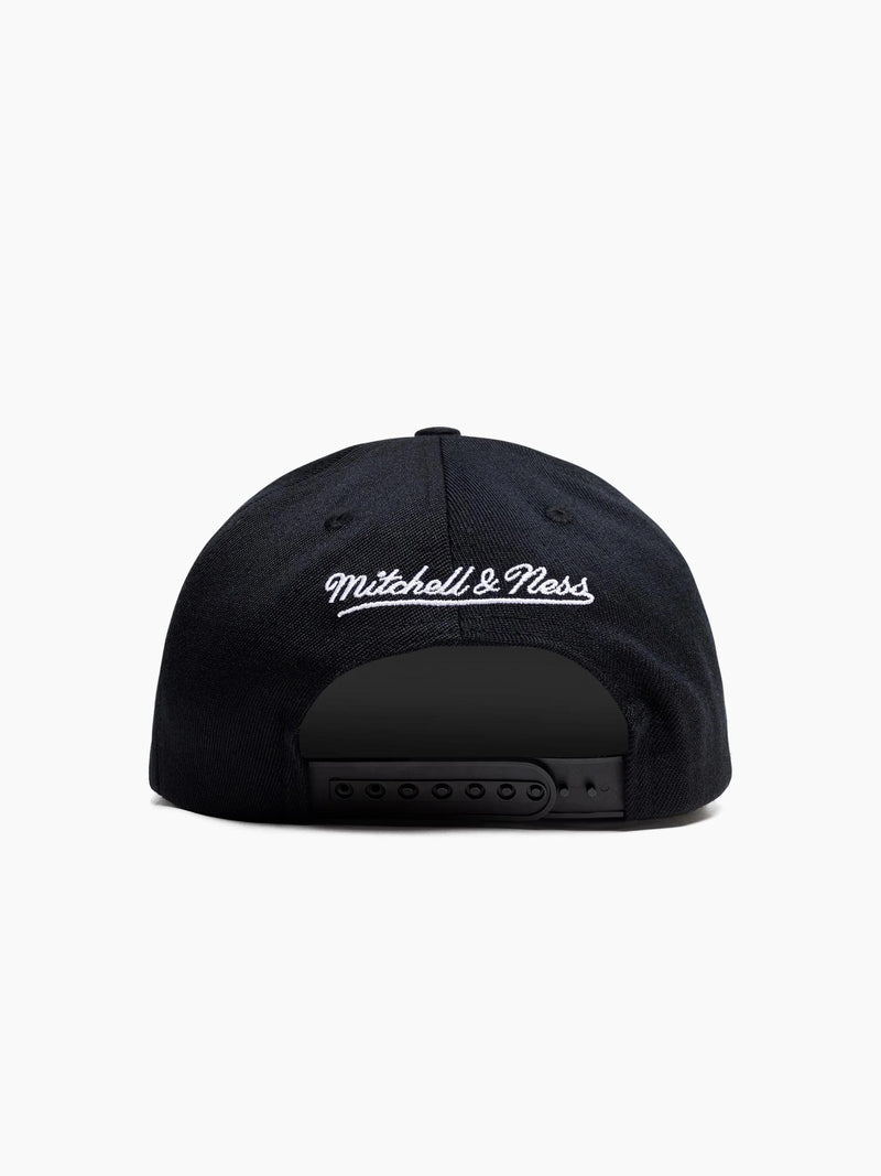 Mitchell & Ness Los Angeles Lakers Emblem MVP Snapback