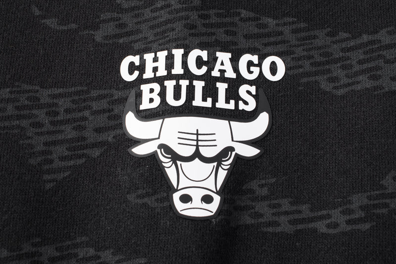 NBA All Black Chicago Bulls Men's Pullover Hoodie