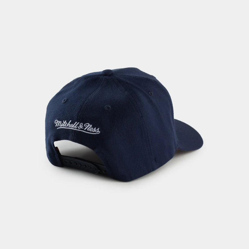 Mitchell & Ness Cleveland Cavaliers Team Arch MVP Snapback Cap