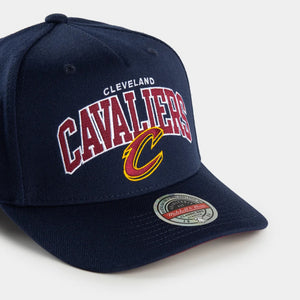 Mitchell & Ness Cleveland Cavaliers Team Arch MVP Snapback Cap