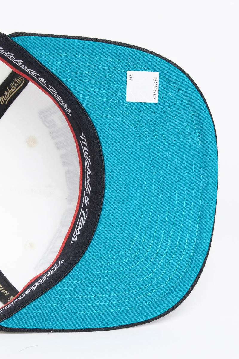 Mitchell & Ness NBA Charlotte Hornets Post Up MVP Snapback Cap