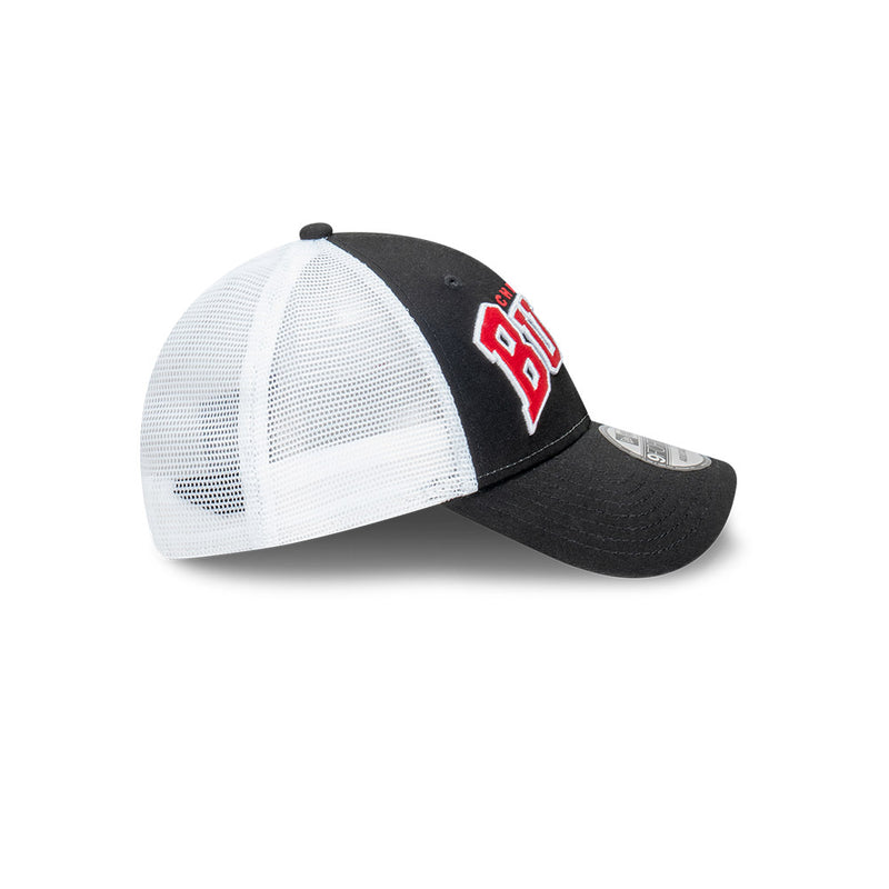 9FORTY Trucker Chicago Bulls Arch Snapback