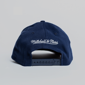 Mitchell & Ness Cleveland Cavaliers Team Arch MVP Snapback Cap