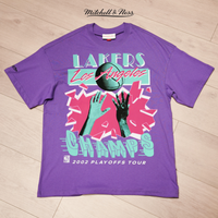 Mitchell & Ness Los Angeles Lakers 2002 Playoffs Tour T-Shirt
