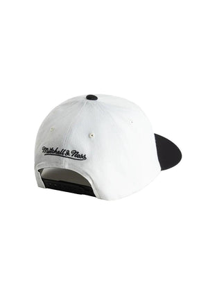 Mitchell & Ness NBA Milwaukee Bucks Post Up MVP Snapback Cap